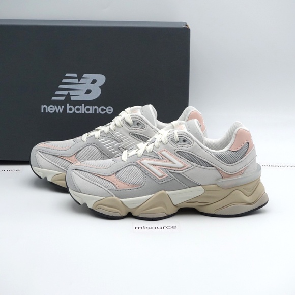 SLD NEW New Balance 9060 Sneakers GC9060EL Grey/Pink